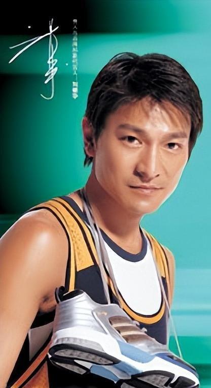 国产运动鞋如今却很少有人问津谁在盲目跟风Bsports必一体育曾被捧上天的4种(图6)